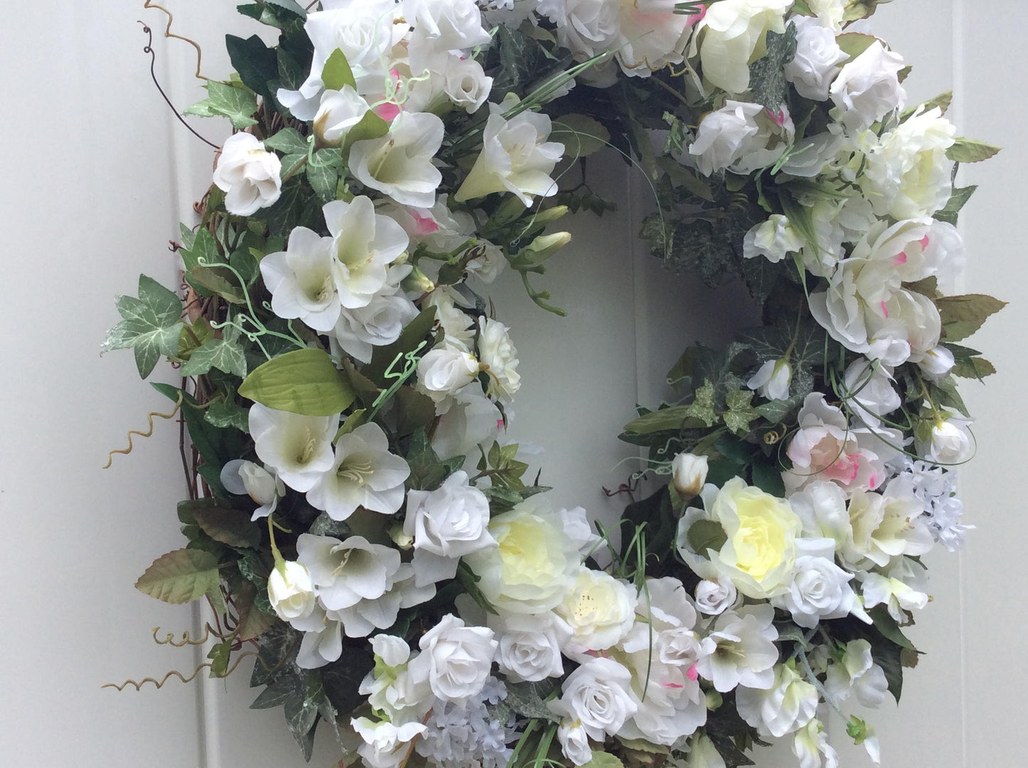 Romantic Garden Style White Floral Wreath