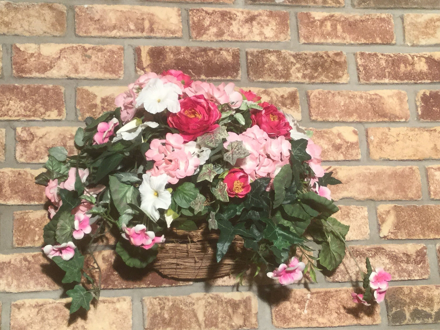 Front Door Decor, Summer Floral Hanging Arrangement, Wall Decor in Wicker Basket, Hanging Wall Flower Basket Arrangement, Made in Canada