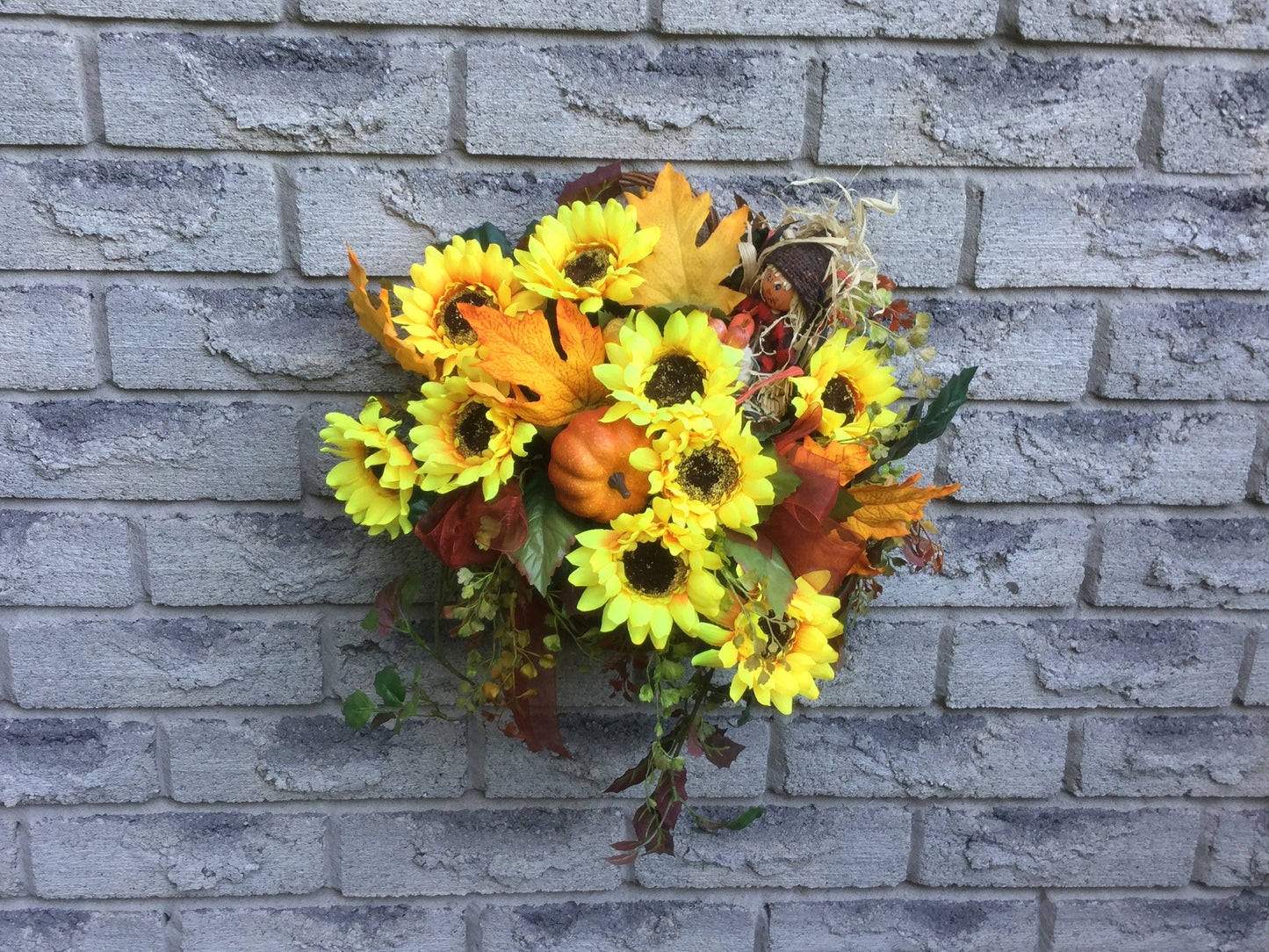 Front Door Decor, Artificial Fall Flower Decoration, Sunflower Wall Decor, Autumn Arrangement, Sunflowers and Scarecrow, Made in Canada