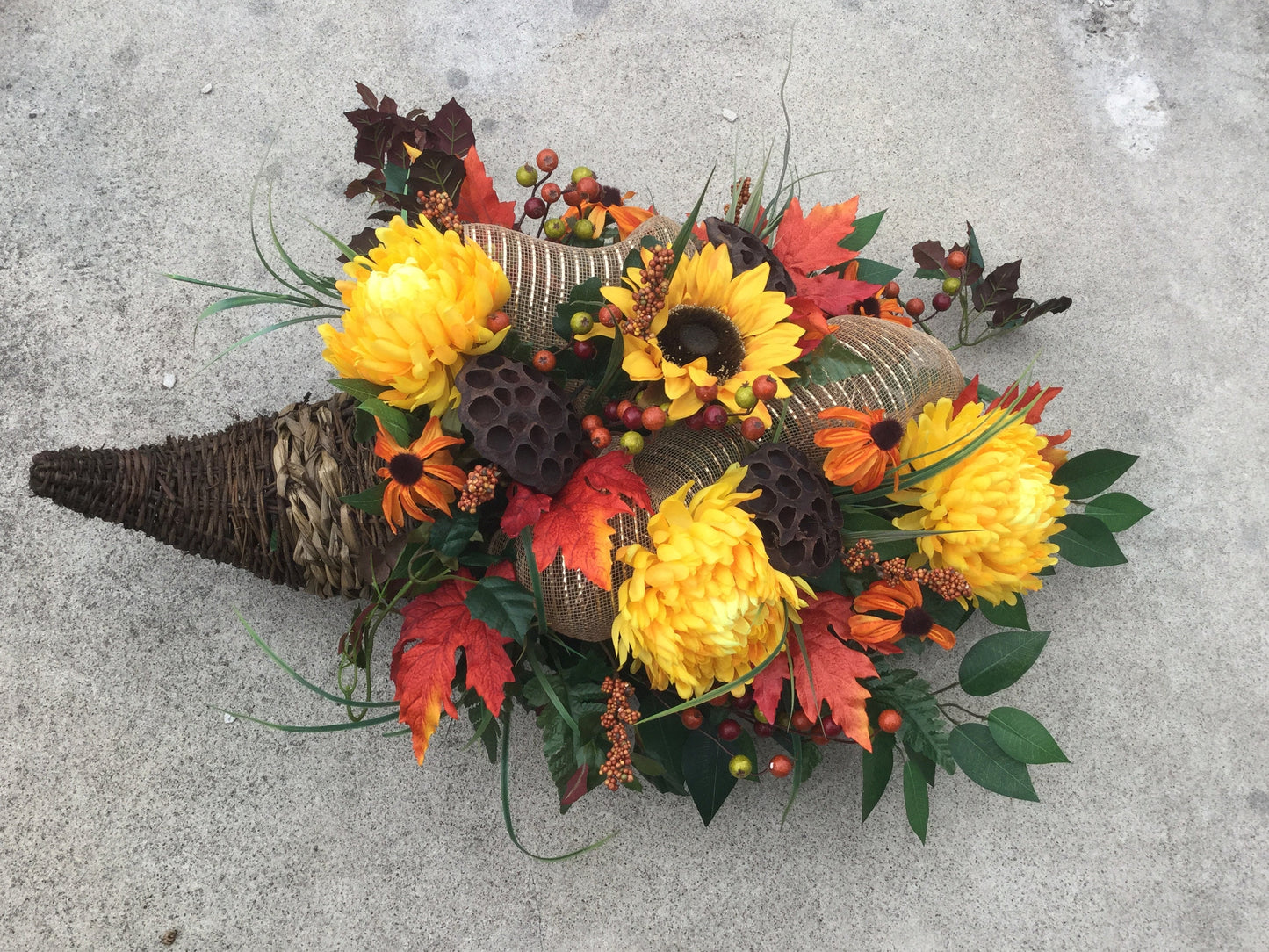 Horn of Plenty, Fall Artificial Arrangement, Autumn Door Decoration, Table Centrepiece, Cornucopia, Autumn Flowers, Made in Canada