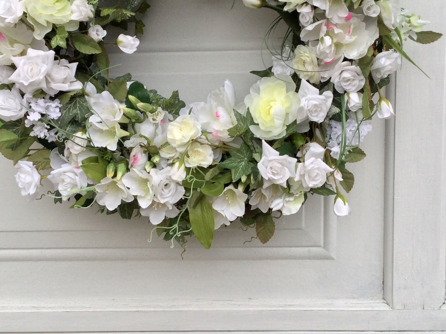 Romantic Garden Style White Floral Wreath