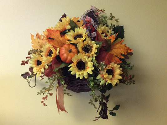 Front Door Decor, Artificial Fall Flower Decoration, Sunflower Wall Decor, Autumn Arrangement, Sunflowers and Scarecrow, Made in Canada