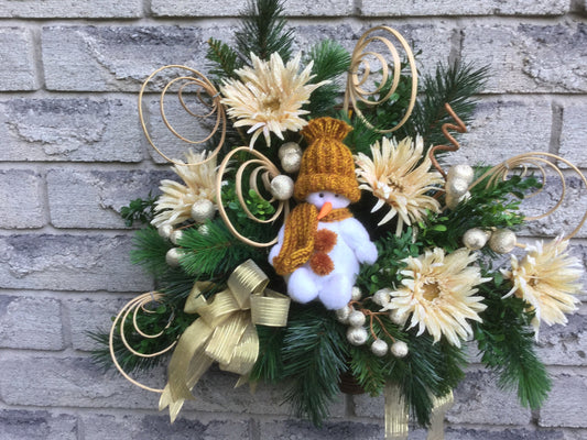 Christmas Arrangement, Wicker Flower Basket,  Winter Door Decor, Snowman Floral Decoration, Christmas Evergreen Arrangement, Made In Canada