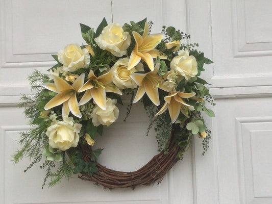 Summer Wreath, Yellow and White Floral Wreath, Front Door Wreath, Artificial Flower Wreath, Spring Wreath, Door Decoration,  Made in Canada